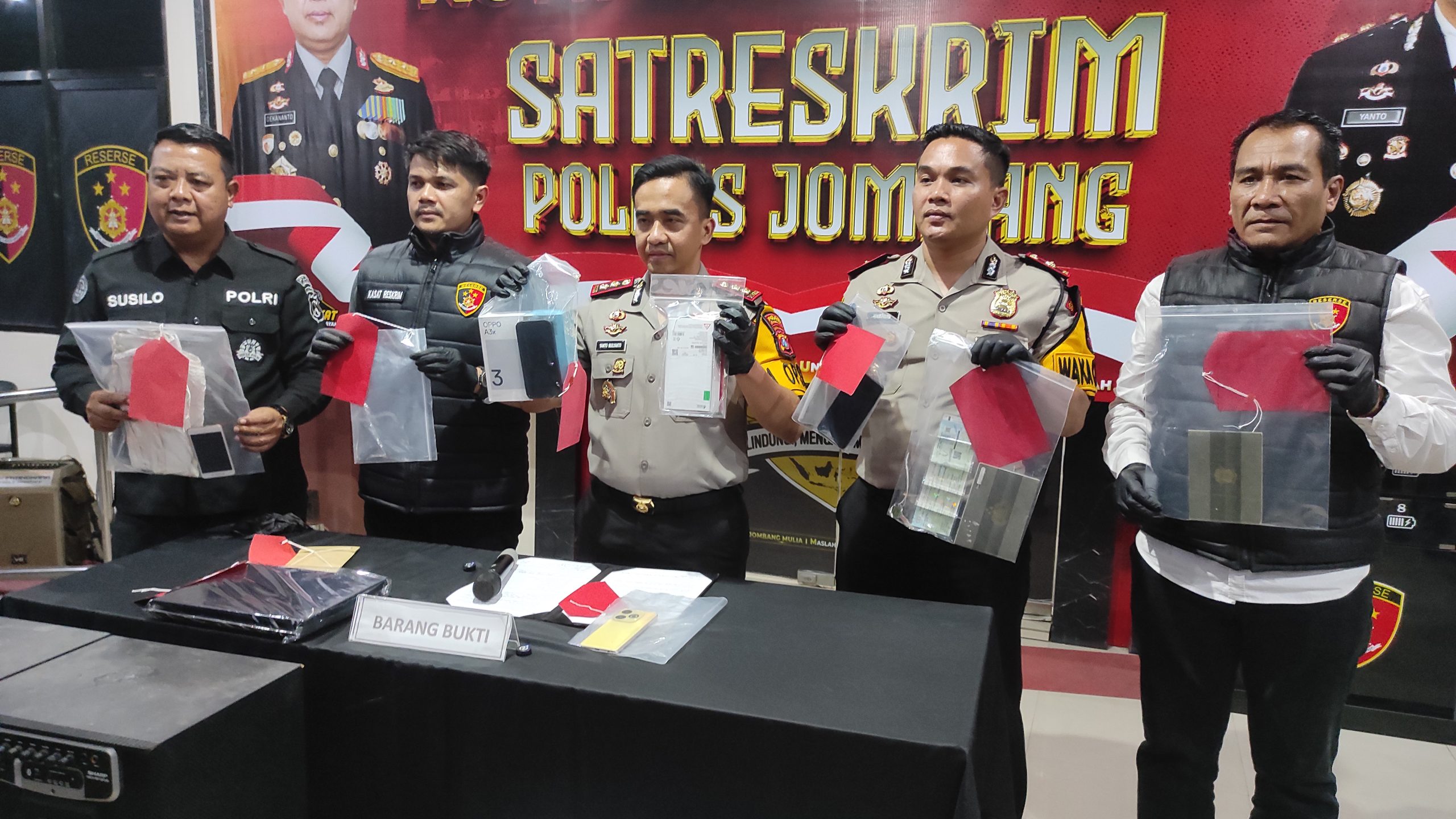 Polres Jombang Ungkap 14 Kasus Pencurian, 17 Tersangka Diamankan Termasuk 3 Residivis