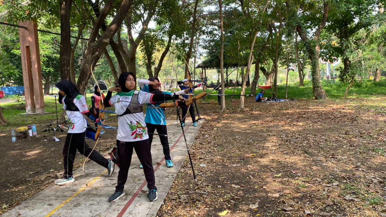 Bidik Medali Emas POPDA Jatim 2026, Perpani Jombang Matangkan Persiapan Atlet Panahan