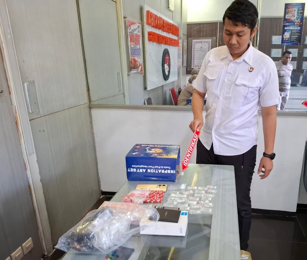 Polres Malang Sita 49,56 Gram Sabu di Turen, Dua Pria Ditangkap