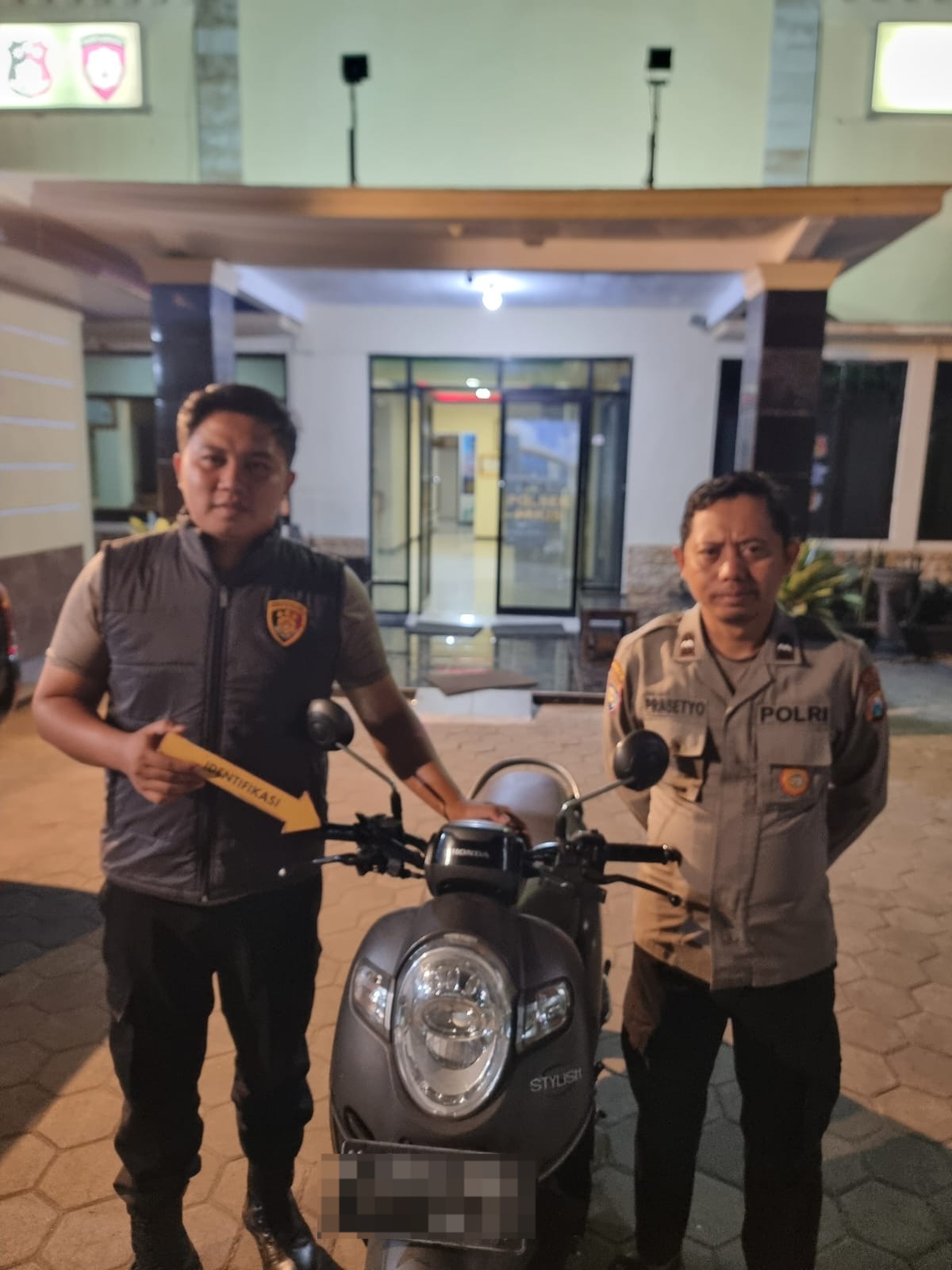 Diduga Curi Tiga Laptop di SDN 1 Mangliawan Malang, Empat Orang Diamankan Polisi