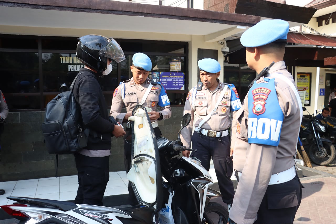 Operasi Patuh Semeru 2026, Polres Malang Periksa 79 Kendaraan Milik Anggota