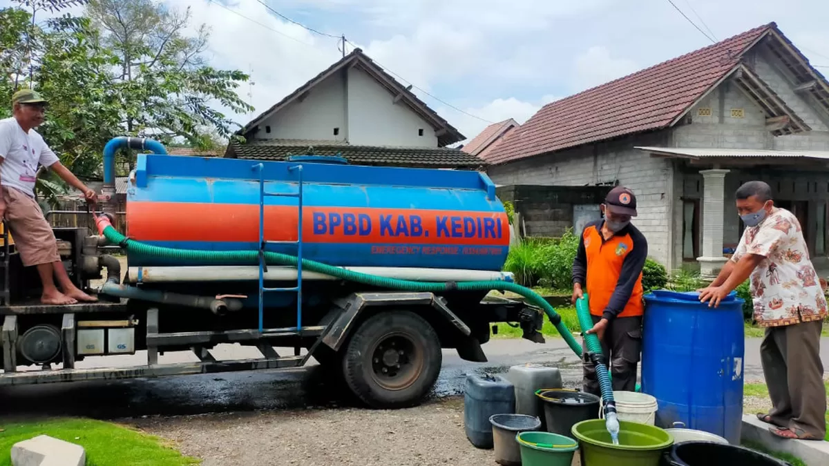 BPBD Kabupaten Kediri Kirim Air Bersih ke Desa Puncu dan Margomulyo, Suplai Dijadwalkan Berlanjut