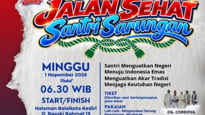 Gratis untuk Umum! Jalan Sehat Santri Sarungan PCNU Kota Kediri Berhadiah Sepeda Motor