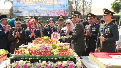 HUT ke-81 TNI, Dandim Kediri: TNI Akan Selalu Hadir untuk Rakyat