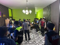 Polres Nganjuk Gelar Tes Urine Mendadak di Tempat Hiburan Malam, 28 Orang Dinyatakan Negatif