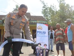 Patroli Gentong, Polres Trenggalek Salurkan 6 Ribu Liter Air Bersih ke Warga Terdampak Kekeringan