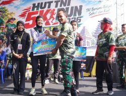 Semarak HUT ke-81 TNI, Koramil Kanigoro Gelar Fun Run 5K Diikuti 400 Peserta