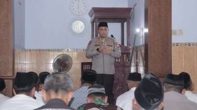 Jumat Keliling, Kapolres Blitar Ajak Jamaah Berperan Jaga Kamtibmas