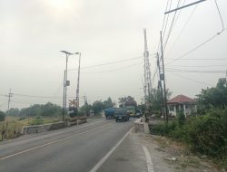 Tiga Hari Tiga Insiden di Perlintasan Kereta Api, KAI Daop 7 Madiun Ingatkan Bahaya Menerobos Palang