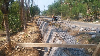 Cegah Longsor, Pemkab Malang Bangun TPT di Desa Sidodadi