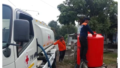 Kekurangan Air Bersih Meluas, BPBD Kabupaten Kediri Tambah Suplai ke Dusun Sukomoro Puncu